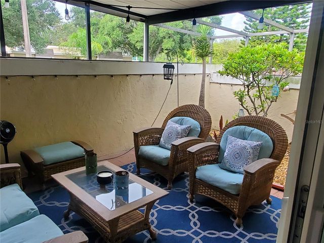 1554 GLEN COURT A, Dunedin, FL 34698