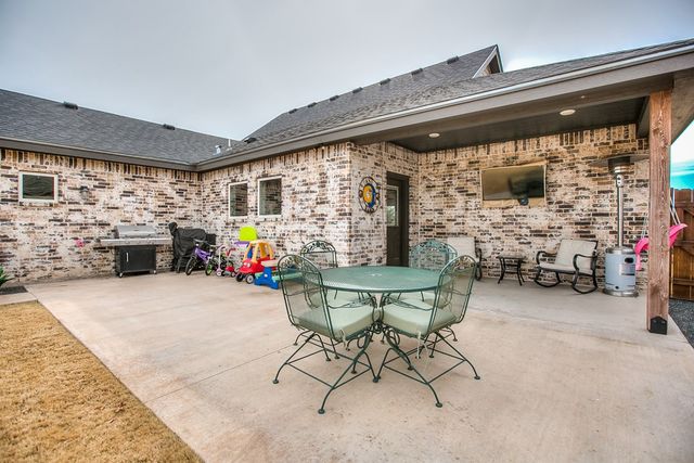 2610 Oak Hills Trail, San Angelo, TX 76904