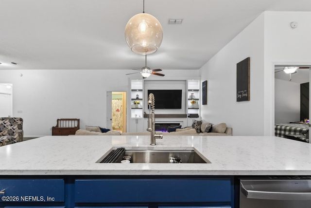 233 N ABERDEENSHIRE Drive, St. Johns, FL 32259