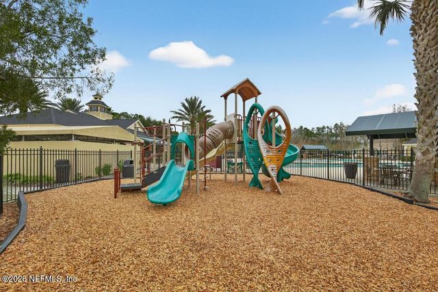 233 N ABERDEENSHIRE Drive, St. Johns, FL 32259