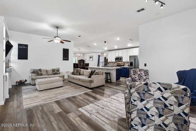 233 N ABERDEENSHIRE Drive, St. Johns, FL 32259