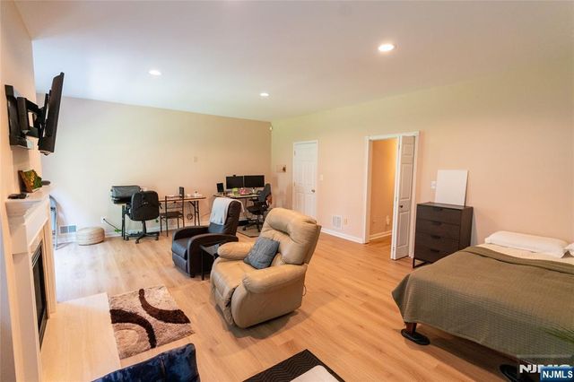 326 Winthrop Drive, Nutley, NJ 07110