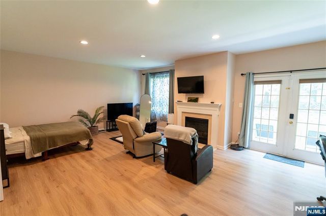 326 Winthrop Drive, Nutley, NJ 07110