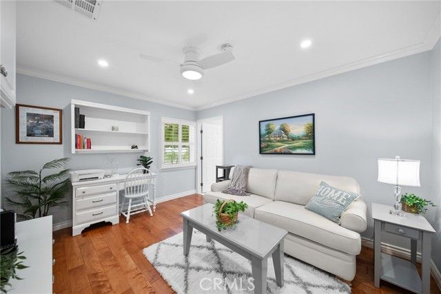 22907 Leonora, Woodland Hills (los Angeles), CA 91367