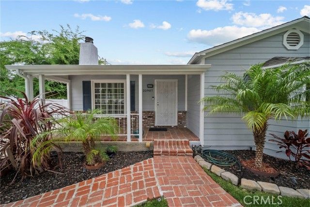 22907 Leonora, Woodland Hills (los Angeles), CA 91367