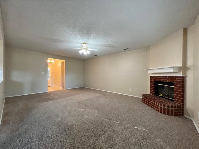 4021 Busch Gardens Drive, Fort Worth, TX 76123