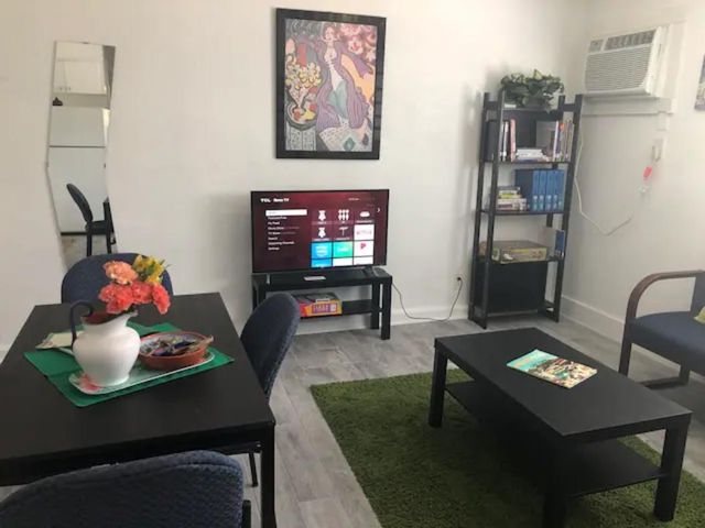 5909 Bolm RD 13, Austin, TX 78721