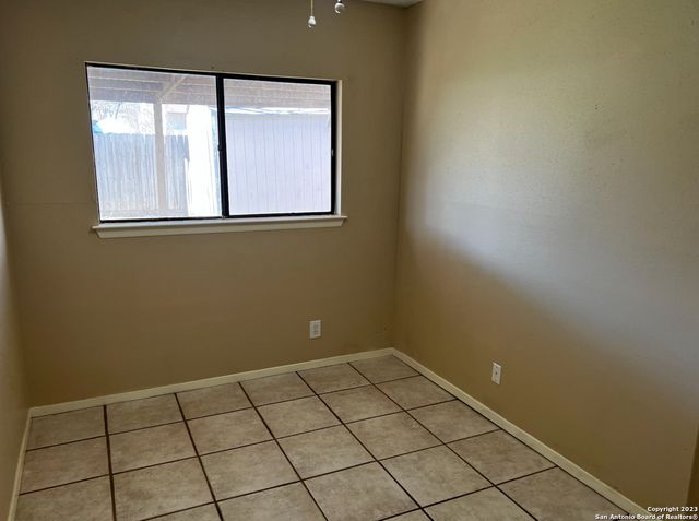 4033 COMANCHE SUNRISE, San Antonio, TX 78244