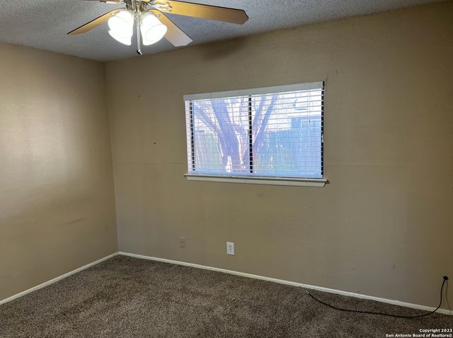 4033 COMANCHE SUNRISE, San Antonio, TX 78244