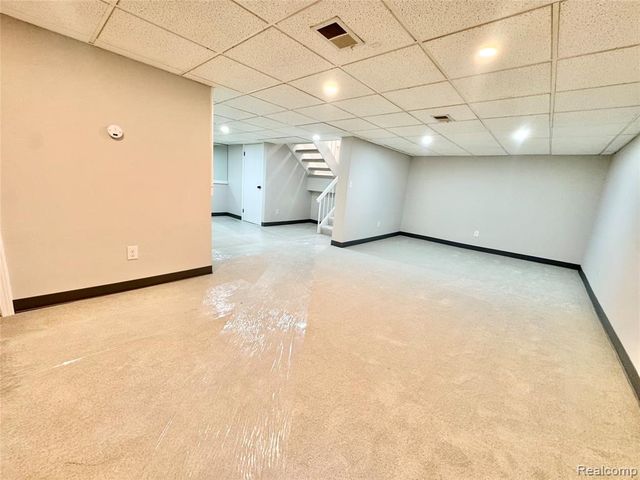 5133 Rock Run, West Bloomfield, MI 48322