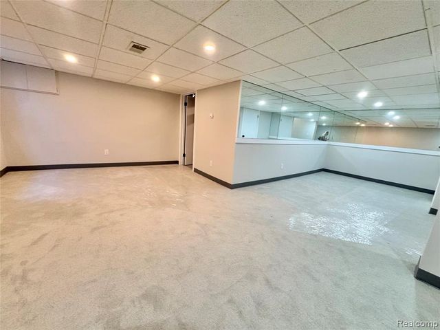 5133 Rock Run, West Bloomfield, MI 48322