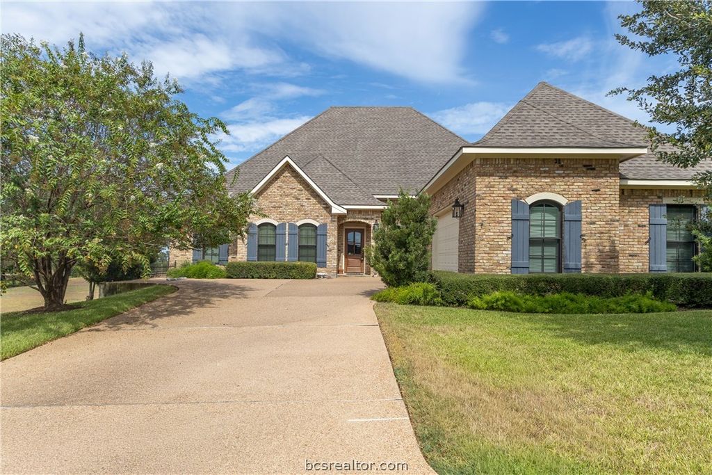 2209 Carondelet Court, Brenham, TX 77833 — photo 5