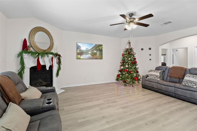 316 Cowboy Way, Anna, TX 75409