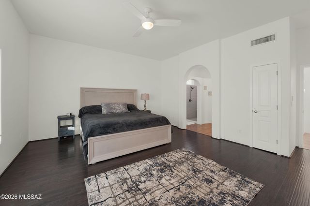 1015 N Camino Miraflores, Tucson, AZ 85745