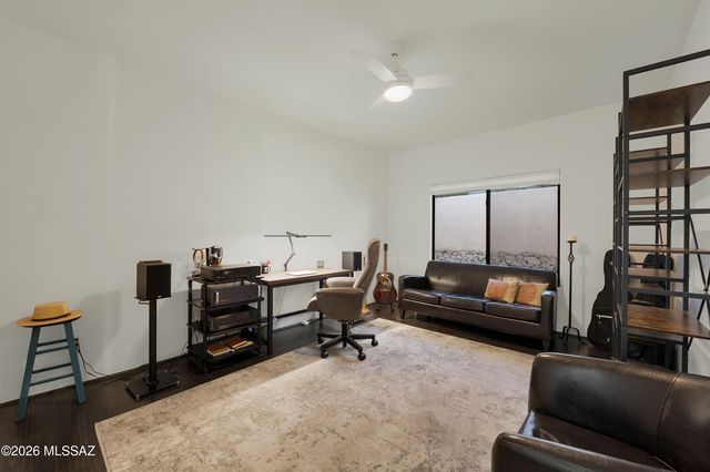 1015 N Camino Miraflores, Tucson, AZ 85745