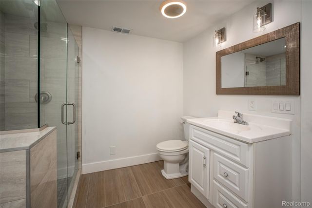 29240 McDonald Street, Roseville, MI 48066