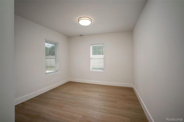 29240 McDonald Street, Roseville, MI 48066