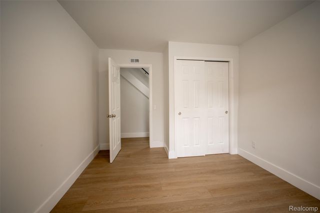 29240 McDonald Street, Roseville, MI 48066