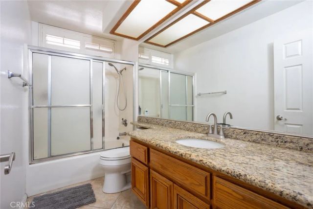 7482 Cambridge Court, Fontana, CA 92336