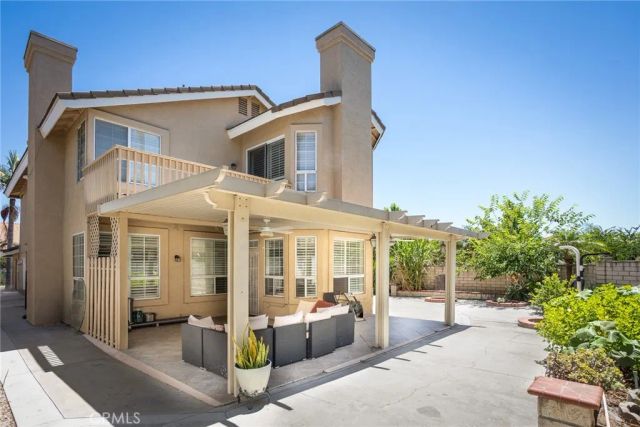 7482 Cambridge Court, Fontana, CA 92336