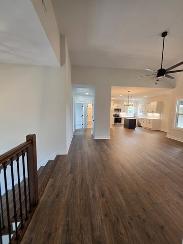 108 Apple Blossom Ct, Clarksville, TN 37042