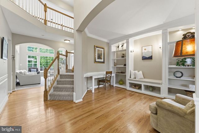 14345 CHALFONT DR, Haymarket, VA 20169