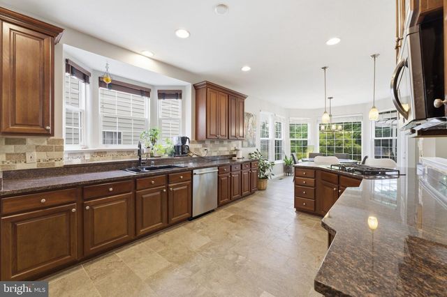 14345 CHALFONT DR, Haymarket, VA 20169