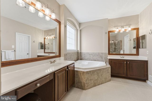 14345 CHALFONT DR, Haymarket, VA 20169