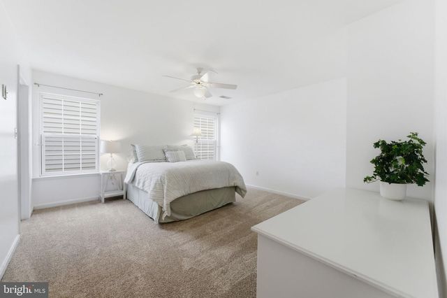14345 CHALFONT DR, Haymarket, VA 20169