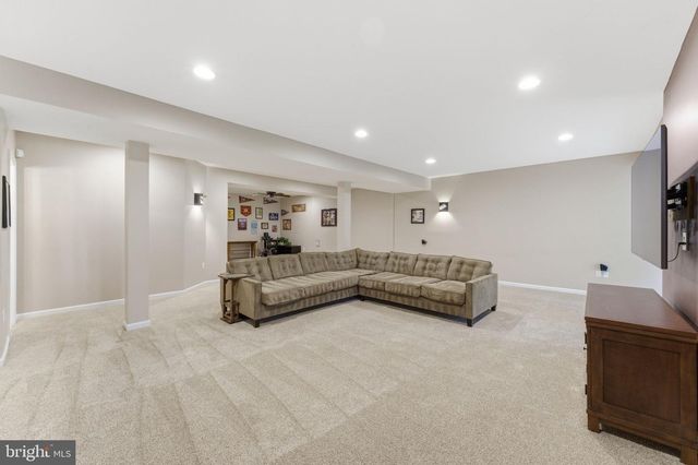 14345 CHALFONT DR, Haymarket, VA 20169