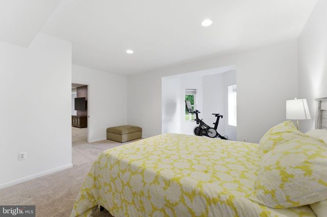 14345 CHALFONT DR, Haymarket, VA 20169
