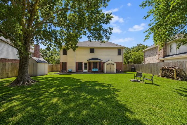 2815 Village Dale Avenue, Houston, TX 77059