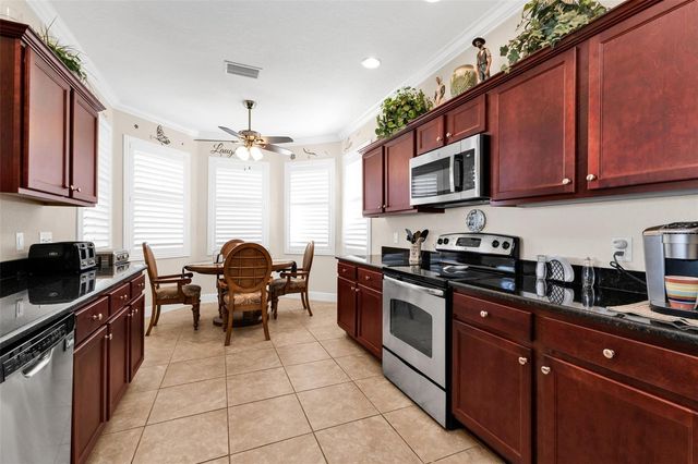 25587 HERITAGE LAKE BOULEVARD 43, Punta Gorda, FL 33983
