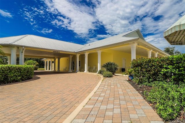 25587 HERITAGE LAKE BOULEVARD 43, Punta Gorda, FL 33983