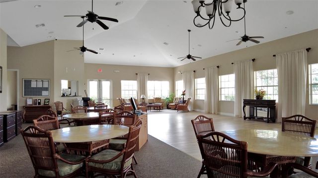 25587 HERITAGE LAKE BOULEVARD 43, Punta Gorda, FL 33983