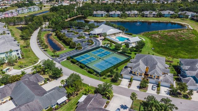 25587 HERITAGE LAKE BOULEVARD 43, Punta Gorda, FL 33983