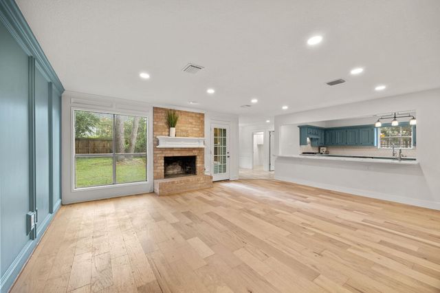14710 Oak Bluff Court, Houston, TX 77070