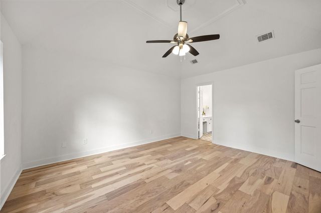 14710 Oak Bluff Court, Houston, TX 77070