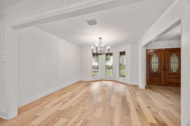 14710 Oak Bluff Court, Houston, TX 77070