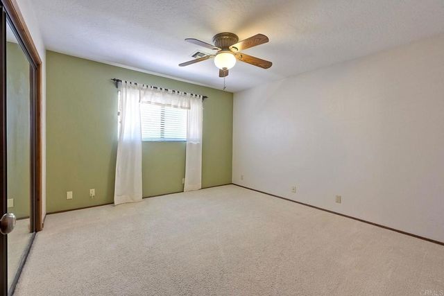 338 Skyline Dr, Vista, CA 92084