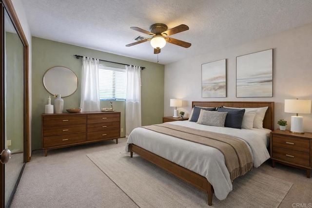 338 Skyline Dr, Vista, CA 92084