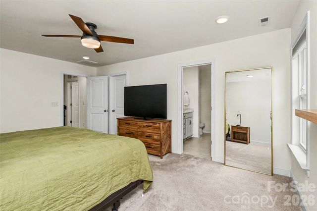 1010 Moffatt Lane, Matthews, NC 28105