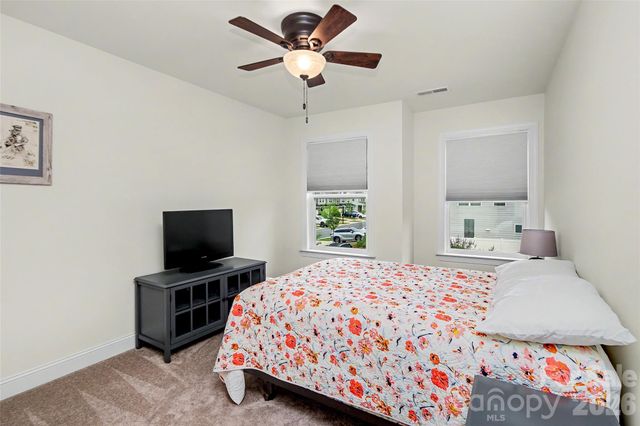 1010 Moffatt Lane, Matthews, NC 28105