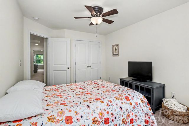 1010 Moffatt Lane, Matthews, NC 28105