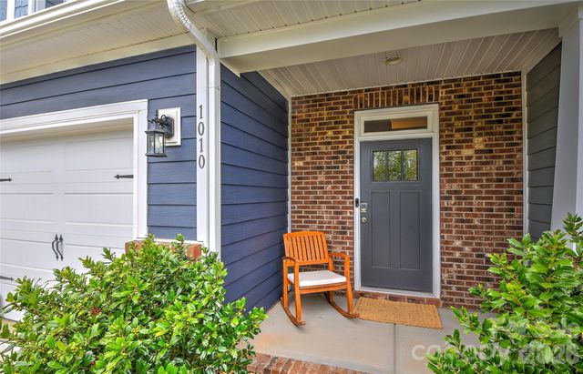 1010 Moffatt Lane, Matthews, NC 28105