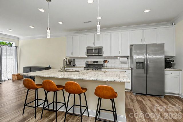1010 Moffatt Lane, Matthews, NC 28105
