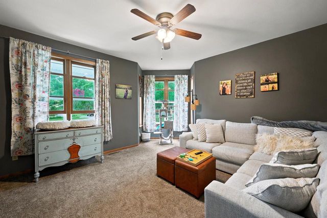 122 N 2nd Street, Mount Horeb, WI 53572
