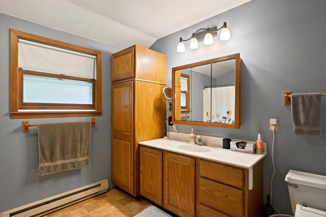 122 N 2nd Street, Mount Horeb, WI 53572