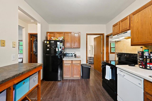 122 N 2nd Street, Mount Horeb, WI 53572