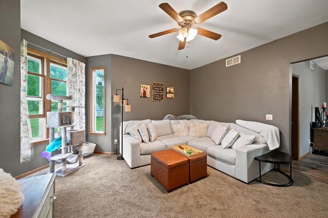 122 N 2nd Street, Mount Horeb, WI 53572